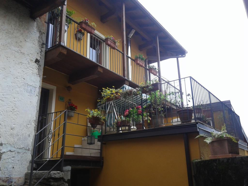 Cossogno B&B Il Castello Lago Maggiore Con Terrazza المظهر الخارجي الصورة