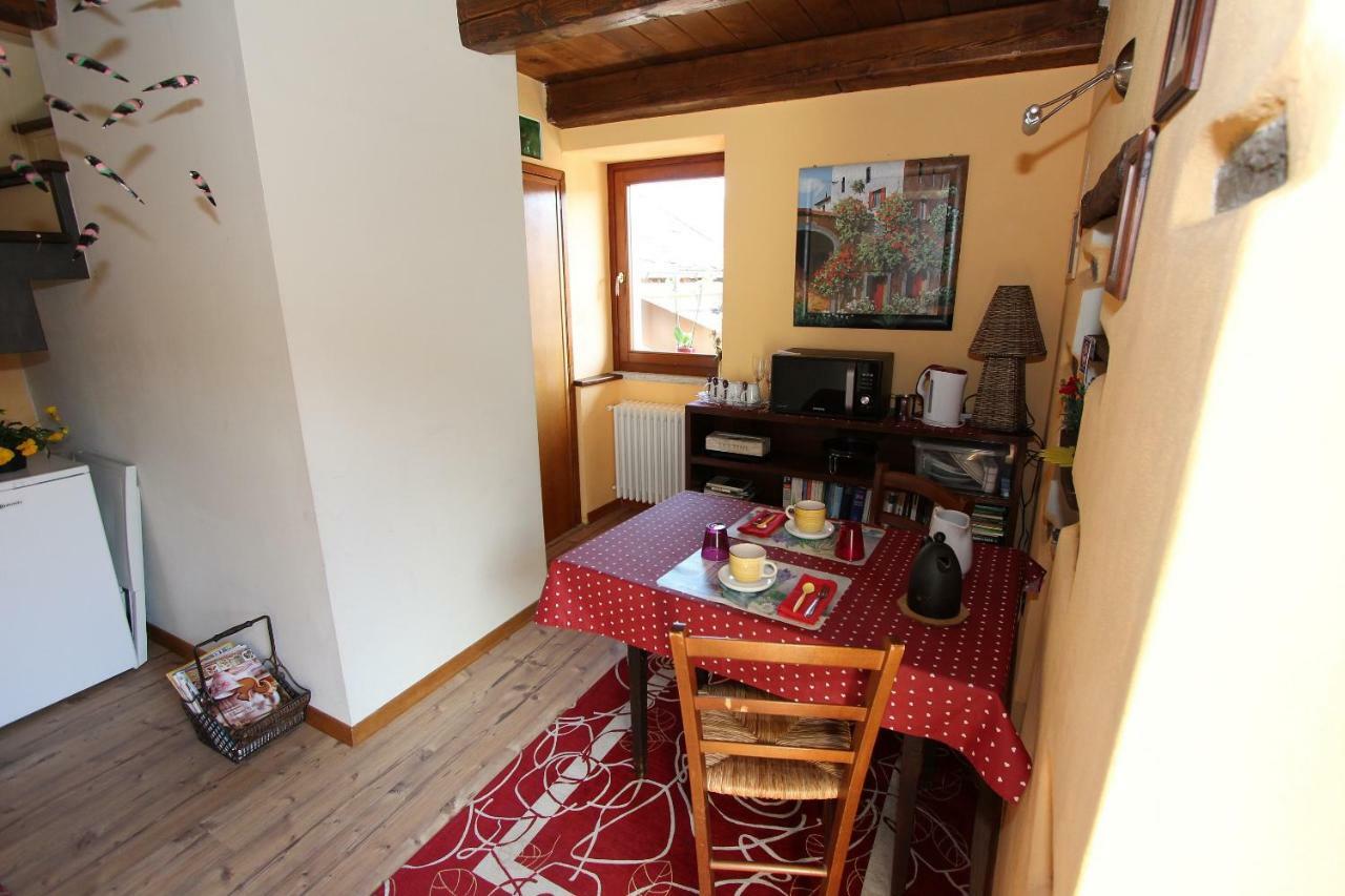 Cossogno B&B Il Castello Lago Maggiore Con Terrazza المظهر الخارجي الصورة